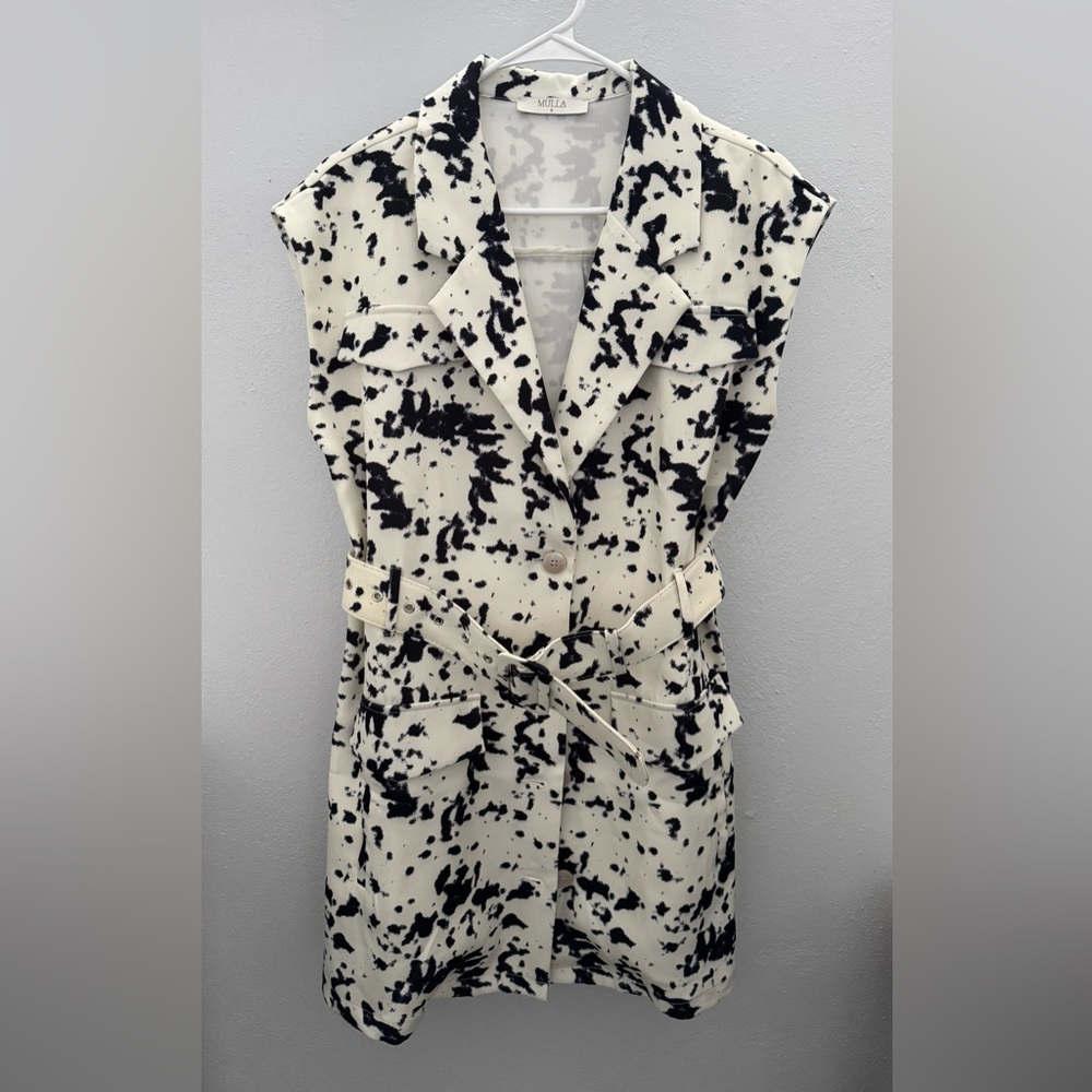Mulla - Vest Black and Cream Dress
